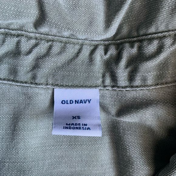 Button Down Bundle - Picture 7 of 12